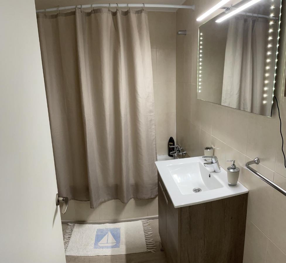Apartament Grifeu Llança Eksteriør bilde